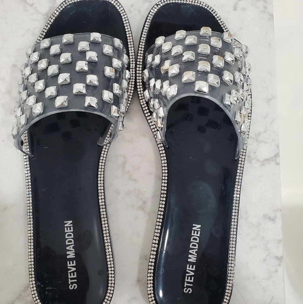 Steve madden  slip ons